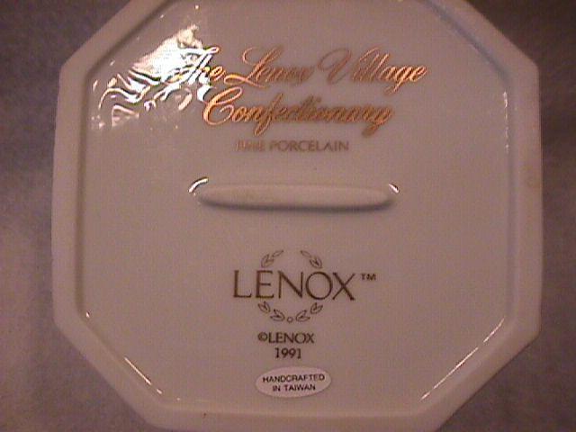 Lenox Fine Porcelain (The Lenox Village Confectionary) Covered Sugar