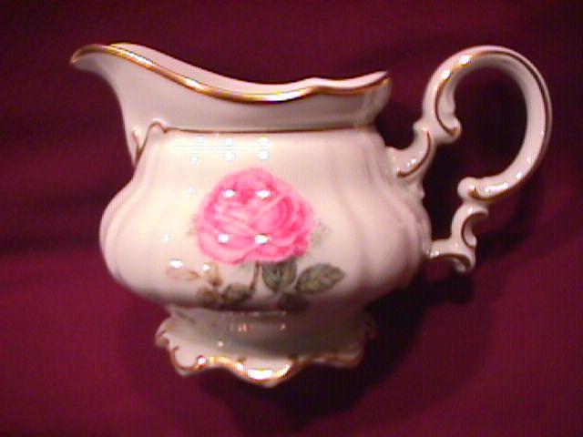 Hutschenreuther Fine China (The Dundee) Creamer