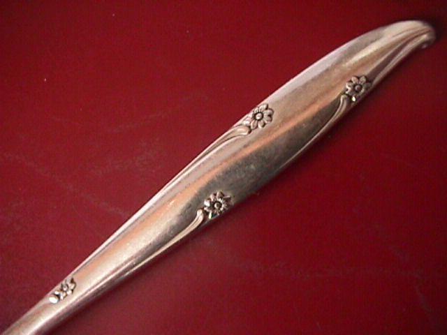 Oneida Community Silverplate (Silver Flowers) Master Butter Knife