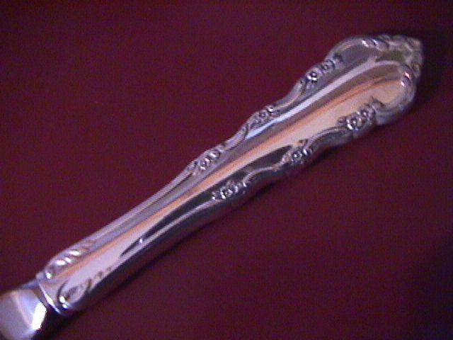 Reed & Barton Silverplate (Dresden Rose) Dinner Knife