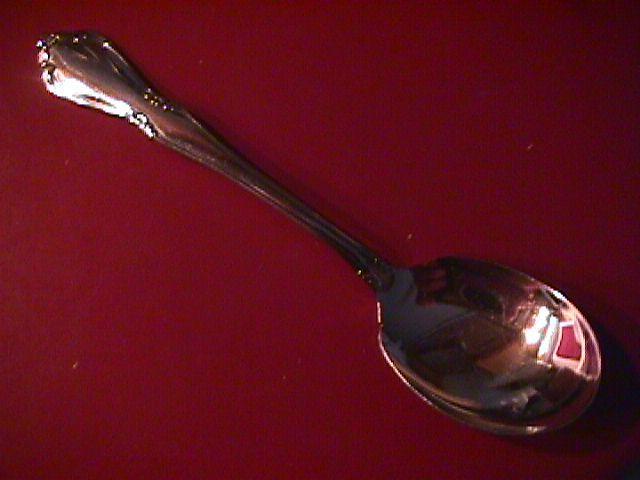 Oneida/Oneidacraft Stainless Delux (Chateau) 1961 Sugar Shell