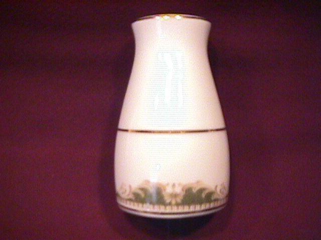 Noritake Fine China (Warrington #6872) Pepper Shaker