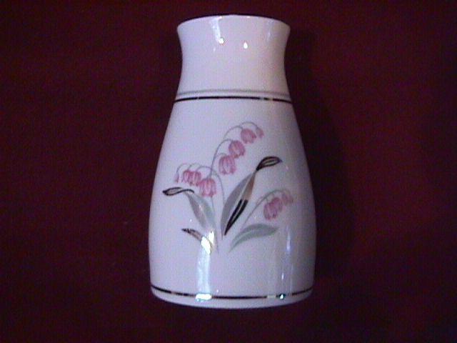 Noritake Fine China (Crest) #5421 Salt Shaker