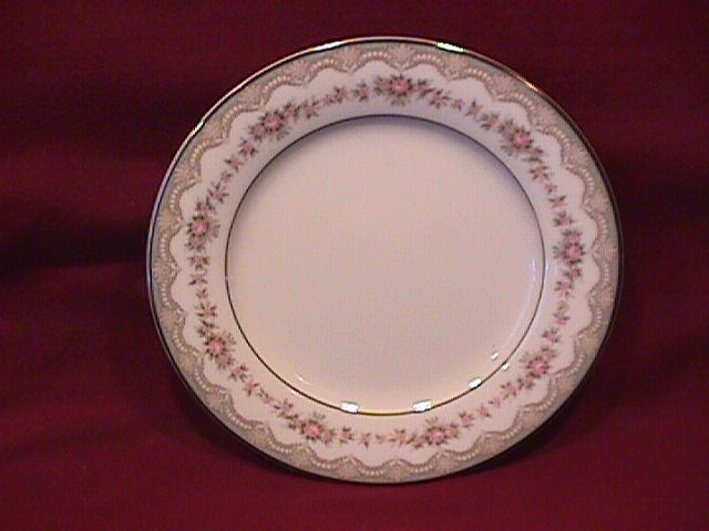 Noritake Fine China (Glenwood) #5770 Cake Plate