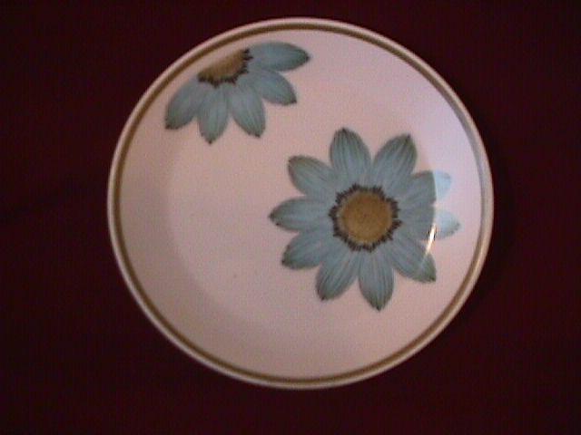 Noritake Progression China (Up-Sa Daisy) Cake Plate
