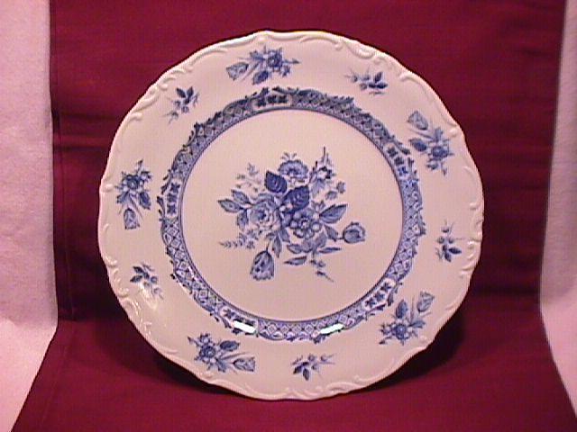 Mikasa Fine China (Rosalie) #L-9079 Dinner Plate