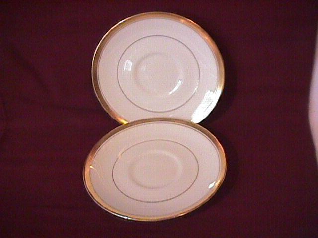 Theodore Haviland (Berkeley) 2-Saucers Only