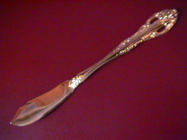 International Rogers Gold Plate (Golden Felice) 1991 Master Butter Knife