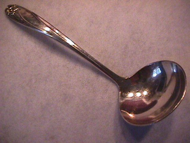 International/1847 Rogers Bros. (Daffodil) Gravy Ladle
