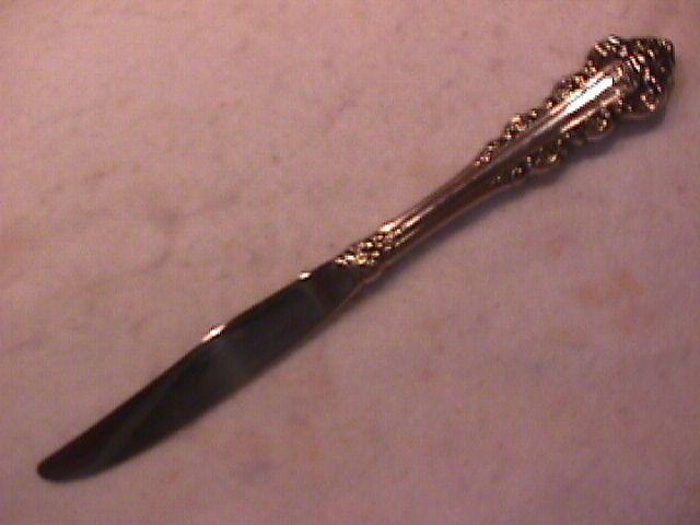 Oneida Artistry Stainless (Southern Baroque) Dinner Knife