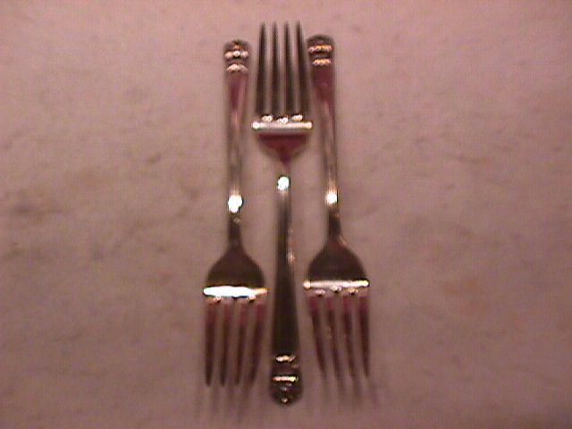 International 1847 Rogers (Eternally Yours) 3-Dinner Forks