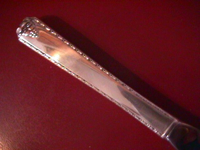 Oneida Prestige Plate (Bordeaux) 1945 Dinner Knife