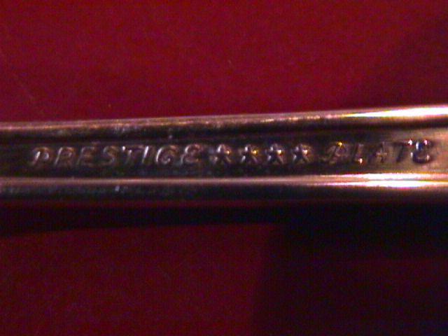 Oneida Prestige Plate (Bordeaux) 1945 Dinner Fork