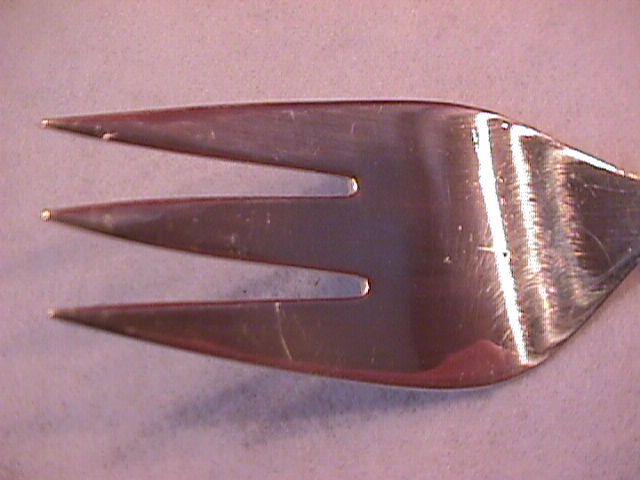 International 1847 Rogers (Garland) 1965 Cold Meat Fork