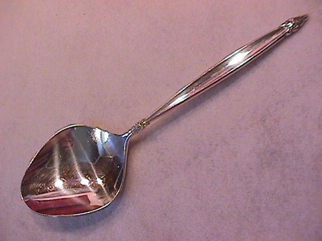 International 1847 Rogers (Garland) 1965 Casserole Spoon