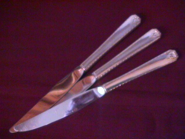 Oneida Silverplate (Bordeaux 1945) 3-Dinner Knives