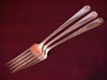 Oneida Silverplate (Bordeaux 1945) 3-Dinner Forks