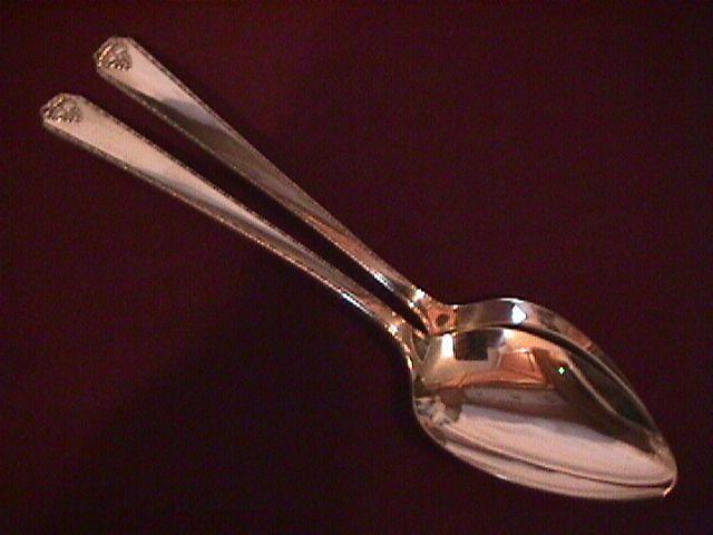 Oneida Silverplate (Bordeaux 1945) 2-Tablespoons