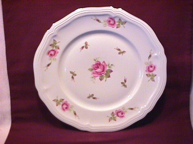 Johann Haviland (Chippendale Rose) Dinner Plate