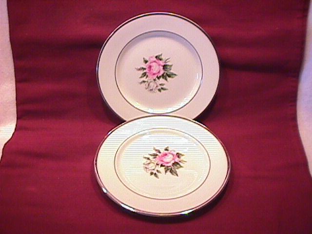Royal Jackson (Margaret Rose) 2-Cake Plates