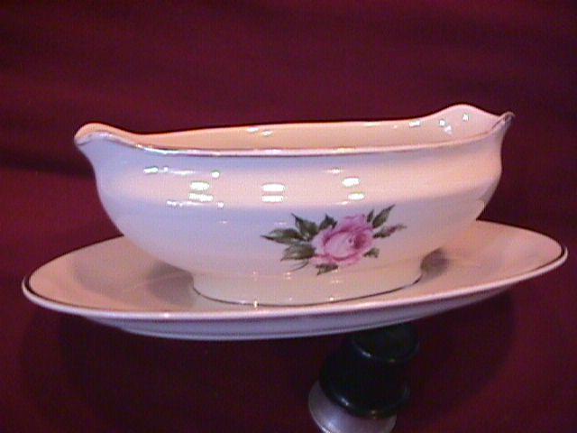 Royal Jackson (Margaret Rose) Gravy