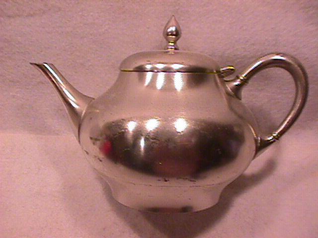 Holland Pewter (Metawa) Teapot
