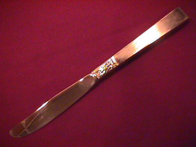 Oneida .W. M. Dalton Stainless (Brookwood) Dinner Knife