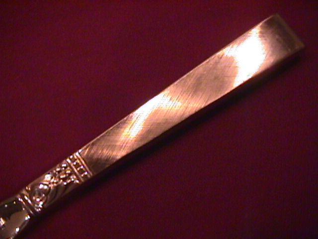Oneida .W. M. Dalton Stainless (Brookwood) Dinner Knife