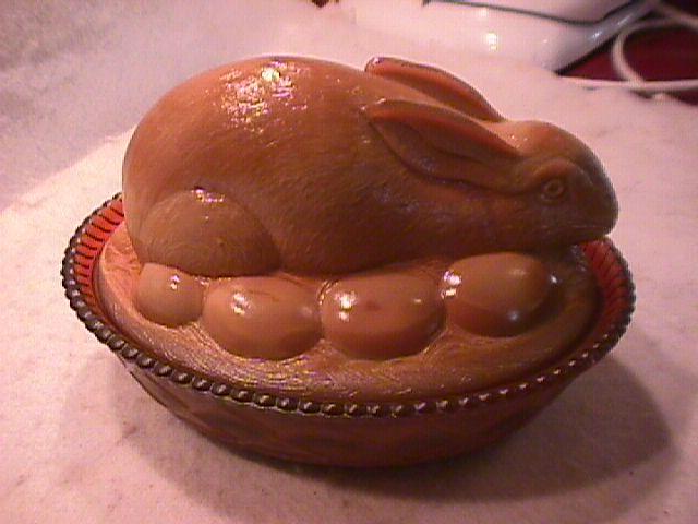 Chocolate Glass Westmoreland Rabbit on Nest Dish