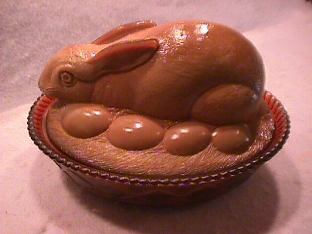 Chocolate Glass Westmoreland Rabbit on Nest Dish