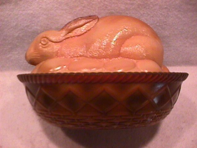 Chocolate Glass Westmoreland Rabbit on Nest Dish