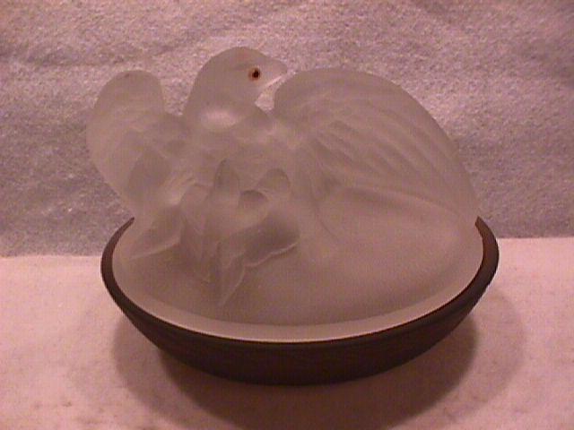 Frosted Glass Westmoreland Eagle on Nest Dish
