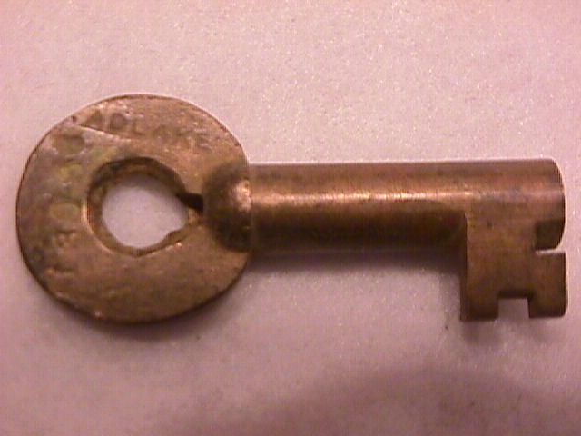 E.J.&E. RR SWITCH KEY By: ADLAKE # 3066