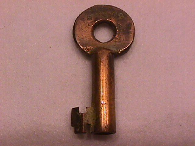 M.O.PAC RR. SWITCH KEY BY: ADLAKE #63379