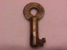 FRISCO RR. SWITCH KEY BY: ADLAKE NO #