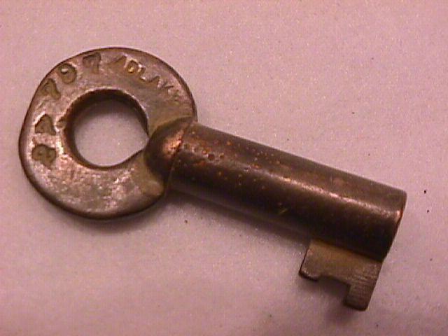 I.C. RR. SWITCH KEY BY: ADLAKE #.27797