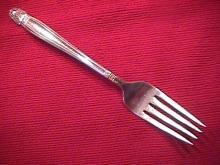 INTERNATIONAL / HOLMES & EDWARDS SILVERPLATE
