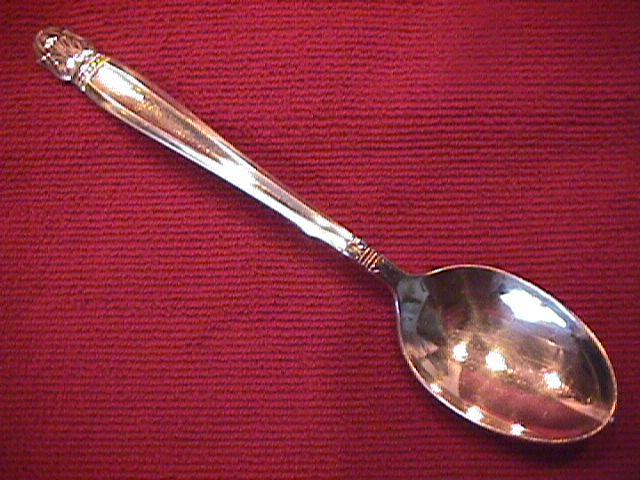 INTERNATIONAL / HOLMES & EDWARDS SILVERPLATE