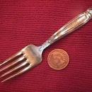 INTERNATIONAL / HOLMES & EDWARDS SILVERPLATE