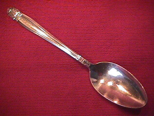 INTERNATIONAL / HOLMES & EDWARDS SILVERPLATE