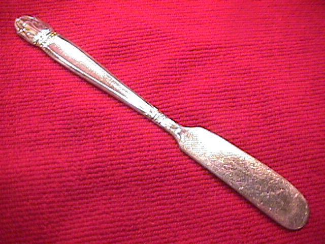 INTERNATIONAL / HOLMES & EDWARDS SILVERPLATE