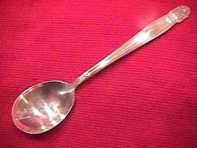 INTERNATIONAL / HOLMES & EDWARDS SILVERPLATE