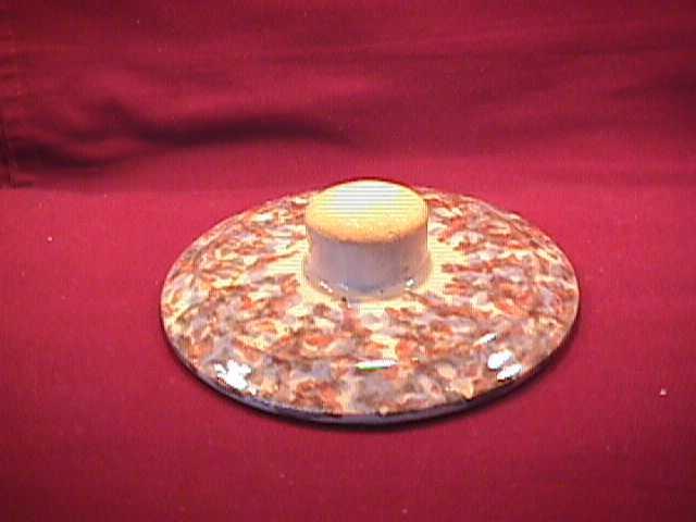 Spongeware Crock with Lid says (Cookies) on it