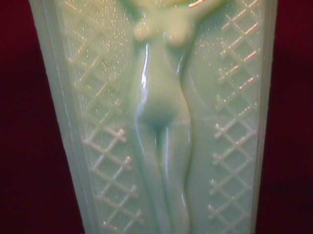 Mc Kee-Art-Deco (Jadite) Triangle Vase