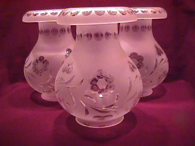 3=Large Frosted & Clear Light Shades