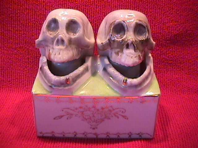 Rare-Occupied Japan, Skull Nodders, Salt & Pepper