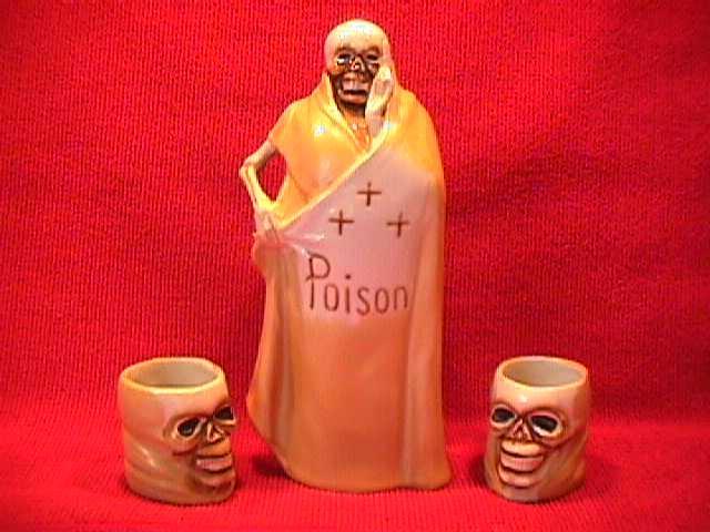 Macabre Skeleton=Sake Set