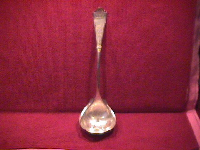 International Rogers Bros., Silverplate (Laurel) Oyster Ladle