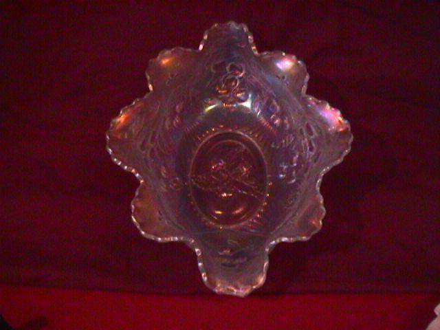 DUGAN WREATHED CHERRY BANANA BOAT WHITE CARNIVAL GLASS
