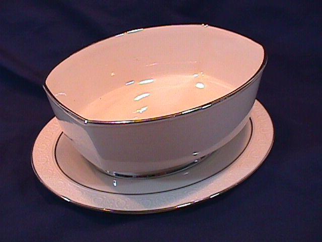 FRANCISCAN MOON GLOW 1 GRAVY SET 2 PIECE